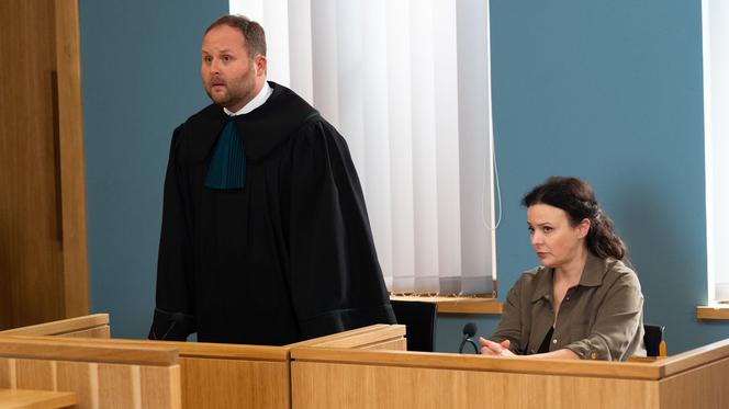 Barwy szczęścia odc. 2586. Klemens (Sebastian Perdek), Urszula (Bożena Stachura)