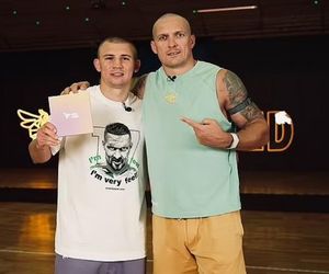 Co za gest czempiona! Ołeksandr Usyk podarował gigantyczną kasę mistrzowi olimpijskiemu