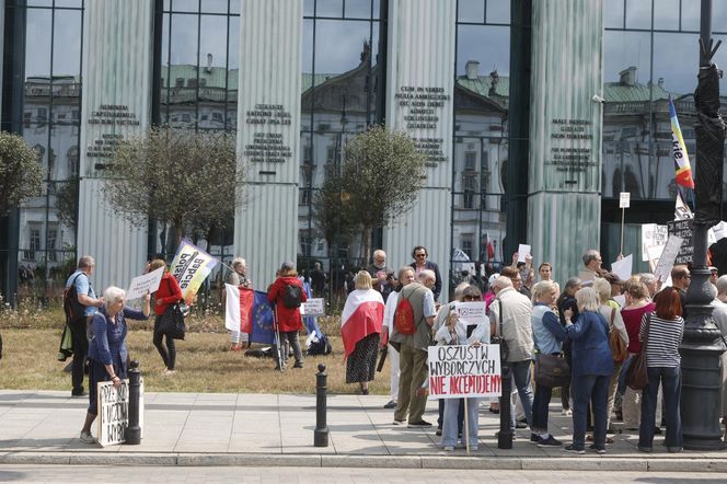 Protesty przed Sądem Najwyższym