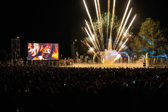 Ostatni miesiąc pokazów w Multimedialnym Parku Fontann. „Dancing Queen” przeniesie was do 1976 roku