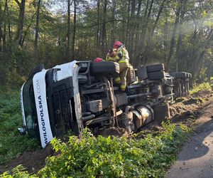 Sosenki- Jajki: Przewróciła się ciężarówka przewożąca drób