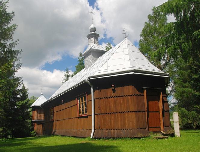 Ta wieś w Małopolsce słynie z najpiękniejszych cerkwi. Przed wojną było w niej 220 domów