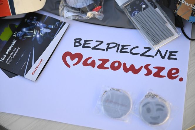 Rośnie liczba wypadków z udziałem hulajnóg. Radni Mazowsza apelują do dzieci i młodzieży: „Noście kaski i odblaski!”