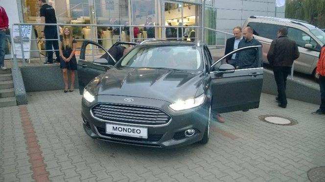 Ford Mondeo 2015