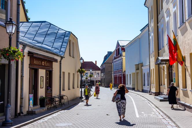 To litewskie miasto zasłynęło z lodów z ogórkami. Zobacz, co w nim zwiedzić!