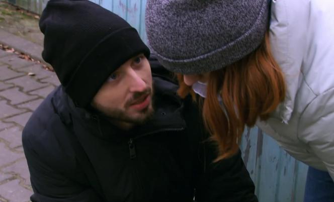 Na Wspólnej odc. 3234. Ksiądz Olek (Jan Hussakowski), Anastazja (Karolina Bacia) 