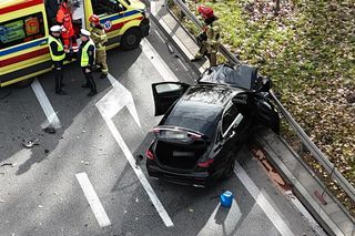Kluczowa droga w Warszawie zablokowana. Poważny wypadek na Wisłostradzie