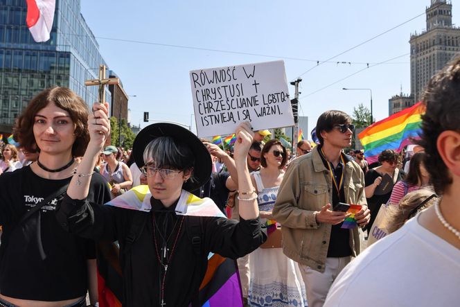 Parada Równości w Warszawie zablokowana. Szokujące sceny!