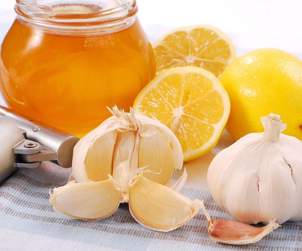 Syrop z czosnku. Naturalny antybiotyk w walce z przeziębieniem