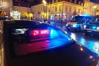 Policjanci skontrolowali taksówki „na aplikację”