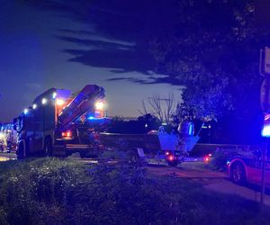 Koszmar pod Warszawą. Ciało zwisało głową w dół z zapory wodnej