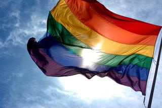 Jesteś j***nym homo. Zapadł pierwszy w historii Polski wyrok za brak przeciwdziałania homofobii wśród uczniów