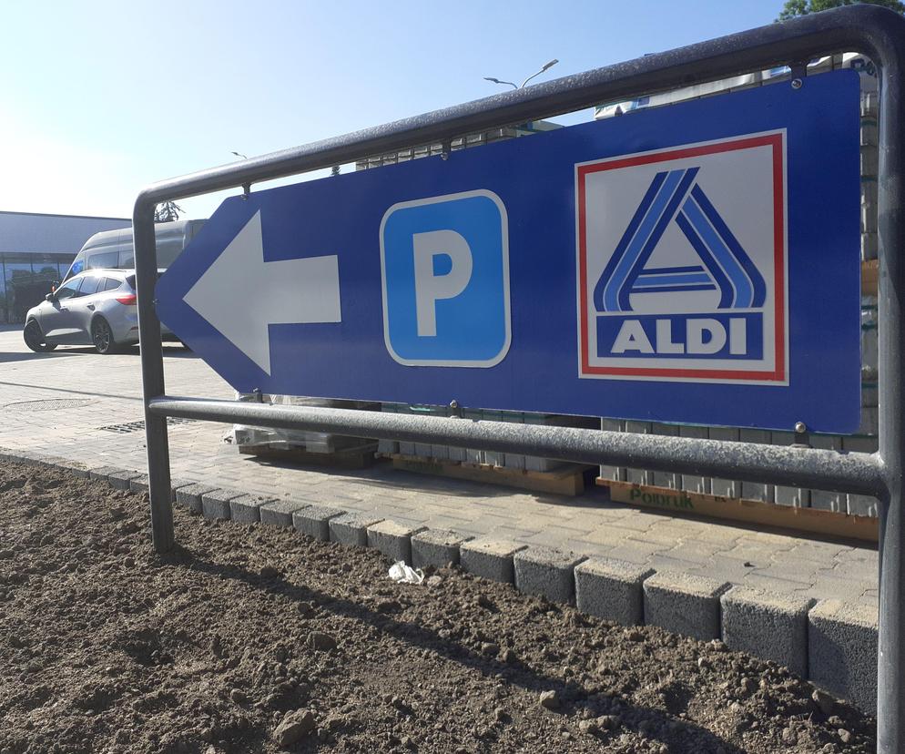 Budowa sklepu Aldi w Starachowicach na finiszu