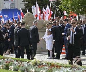  Kasia Nawrocka na biało czekała na rodziców 