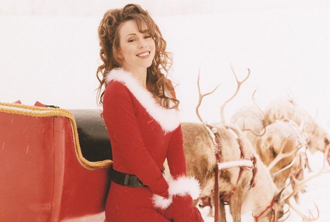 Mariah Carey w nowym teledysku All I Want For Christmas Is You. Klip skrywa tajemnicę!
