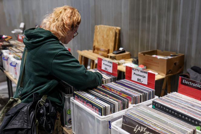 Targi Książki w Katowicach to okazja do zdobycia autografów pisarzy