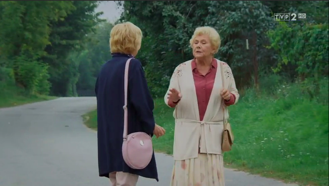 M jak miłość, odcinek 1413. Barbara (Teresa Lipowska), Kisielowa (Małgorzata Różniatowska)