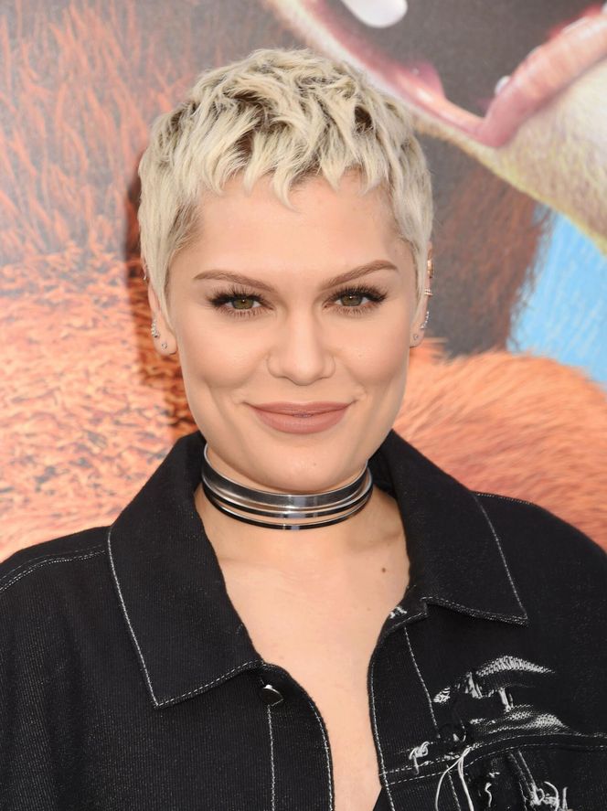 Jessie J zmaga się z nowotworem. Piosenkarka szczerze o walce z chorobą