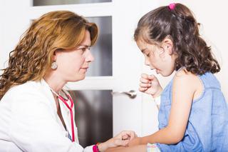 Czy kaszel u dziecka zawsze jest objawem infekcji? Kiedy do lekarza z kaszlem u dziecka?