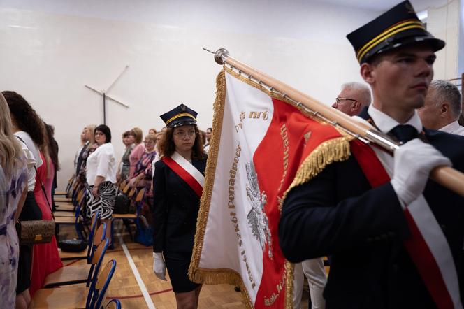 Rozpoczęcie roku szkolnego w siedleckiej "Kolejówce" było obchodzone w tym roku z wyjątkową pompą, bo połączono je z drugą uroczystością