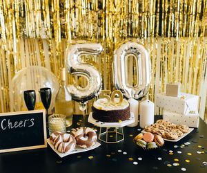 Życzenia na 50 urodziny. Najpiękniejsze propozycje życzeń urodzinowych