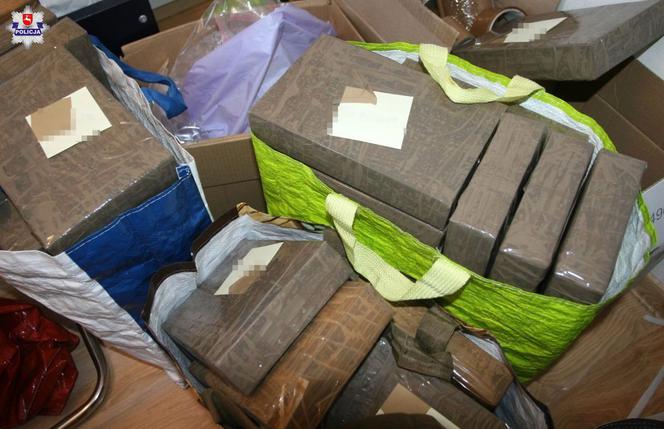 Lublin: Ponad 25 kg dopalaczy w mieszkaniu na Czubach