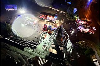 Nocny pożar w Piekarach Śląskich! Popularna restauracja stanęła w płomieniach. Zobacz zdjęcia