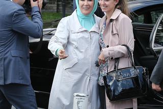 Wydała na bazarze 200 tys. złotych