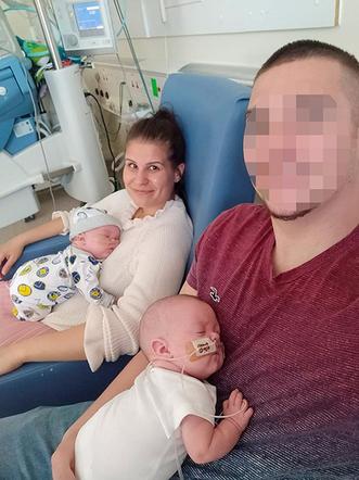 Zbiera pieniądze na powrót do Polski