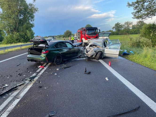 Tragiczny wypadek w Radzyniu Podlaskim. Jedna osoba nie żyje, a kilka osób zostało rannych