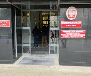 Doprowadzenie do Prokuratury Policjantki z Ropczyc 