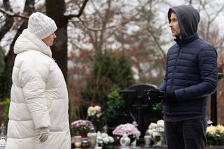 Barwy szczęścia, odcinek 2616: Basia (Sławomira Łozińska), Adam Jakubik (Bartosz Porczyk)