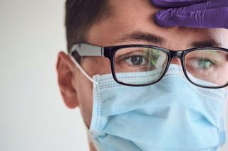 Ci lekarze podważali sens szczepień. Dziś sąd wymierzy im sprawiedliwość