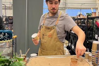 Festiwal Kawy, Herbaty i Słodyczy w Lublinie. Oto jak przyrządza się kawę po tatarsku. To wymaga czasu i wyczucia