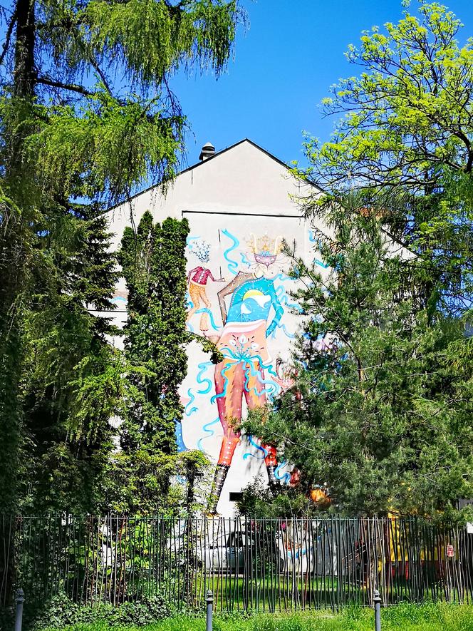 Mural na Domu Lekarskim w Krakowie róg Kopernika i Radziwiłłowskiej