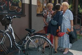 M jak miłość odc. 1687. Magda (Anna Mucha), Barbara (Teresa Lipowska), Kisielowa (Małgorzata Rożniatowska)