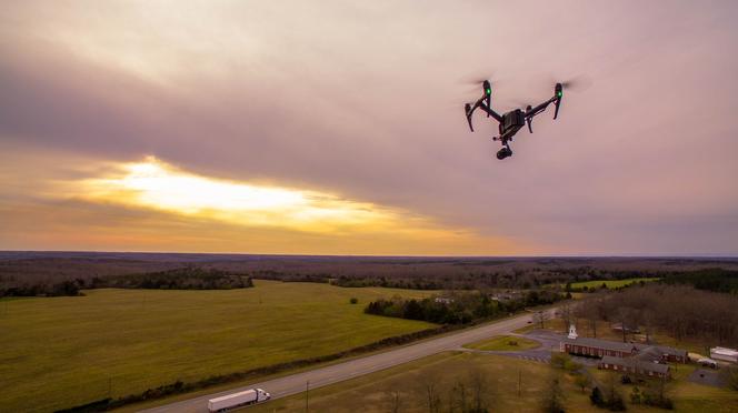 Drony pasażerskie wkrótce pojawią się na niebie? Polska firma ma pomysł na latające taksówki