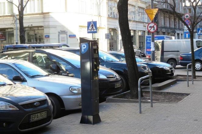 Czy 15 sierpnia w święto Wojska Polskiego trzeba płacić za parkowanie w Warszawie? Zasady są jednoznaczne