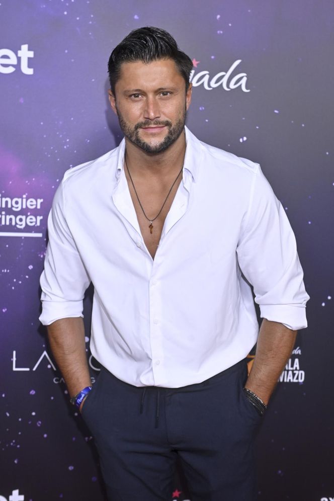 Rutkowski w nowej zaczesce, Rozenek-Majdan z wąsem na głowie i naga Kamińska