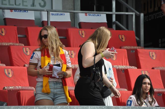 Korona Kielce - Ruch Chorzów. Zdjęcia kibiców na Suzuki Arenie