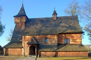 Ta małopolska wieś zachwyca wyjątkowym zabytkiem z listy UNESCO. Kiedyś należała do króla