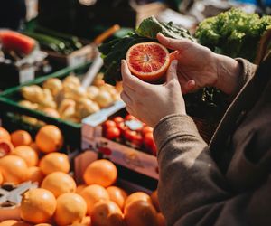 Czy produkty eko są faktycznie są zdrowsze? Najważniejsza jest różnorodna, nieprzetworzona dieta i świadome wybory zakupowe