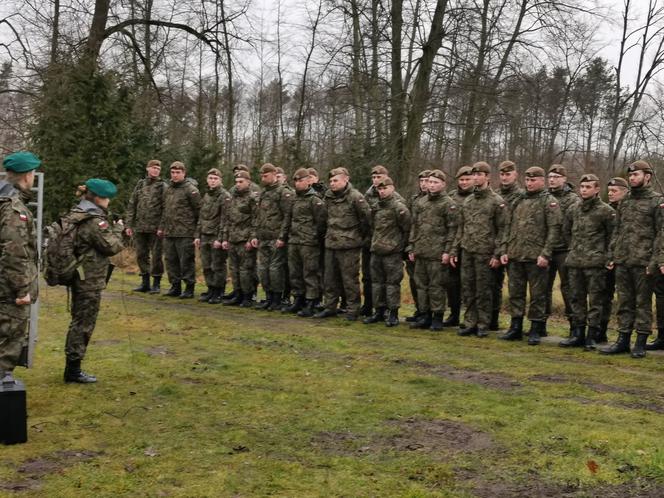 Łódzkie: ZARZĄDZANIE KRYZYSOWE W AKCJI. Około 80. osób przeszukiwało w weekend lasy