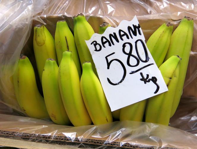 Jabłka droższe niż banany
