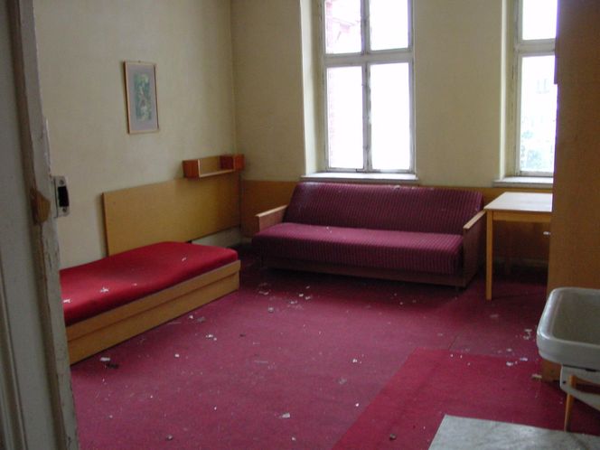 Wnętrze Willi Lawenda przed remontem