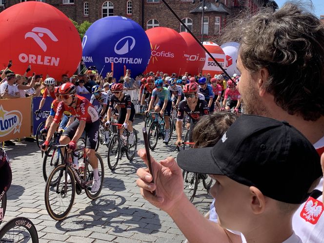Tour de Pologne 2025. Start w Katowicach Nikiszowcu