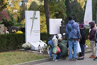 Grób Pawła Królikowskiego