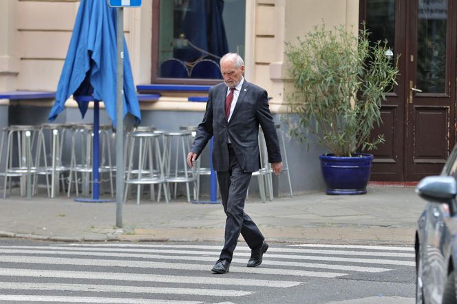 Chodzi bo nie może jeździć