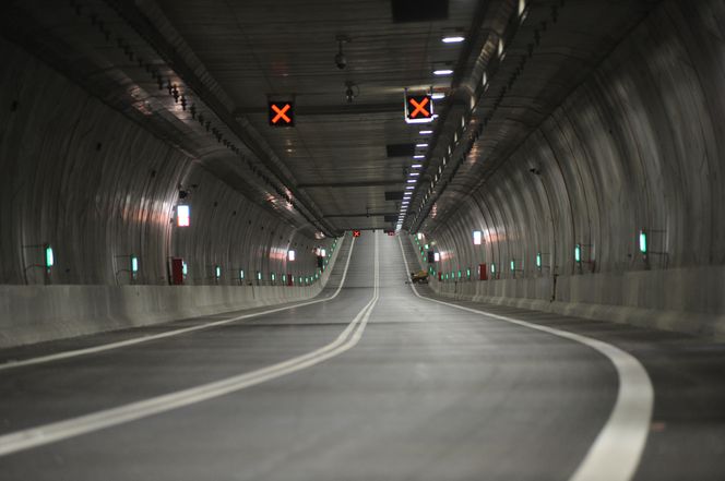 Tunel drogowy w Świnoujściu przed otwarciem