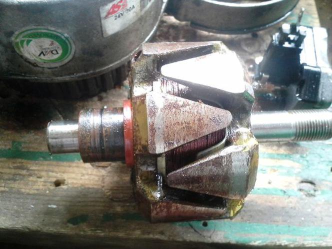 a w alternatorze